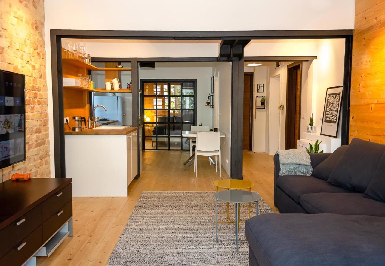 Bright & Spacious 1Bd Apartment With A Charming Balcony By Flat Mаnager ヴァルナ エクステリア 写真