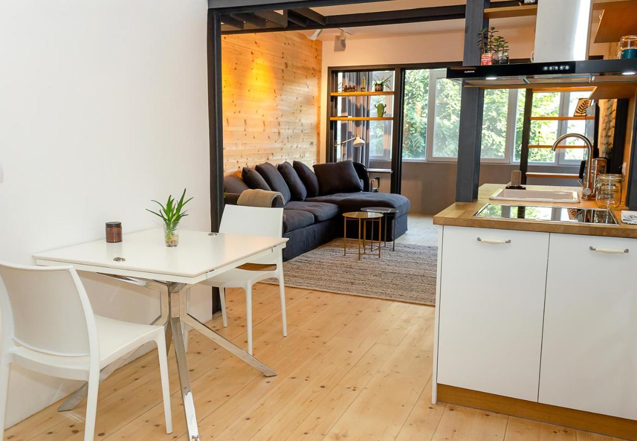 Bright & Spacious 1Bd Apartment With A Charming Balcony By Flat Mаnager ヴァルナ エクステリア 写真
